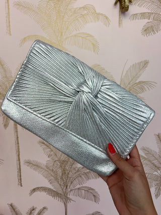 Cartera Nudo brillo