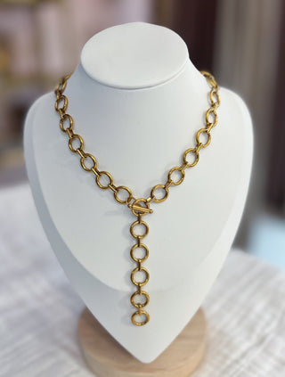 Cadena triunfo oro