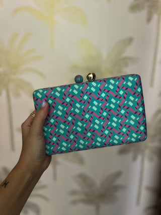 Clutch suave verde mar
