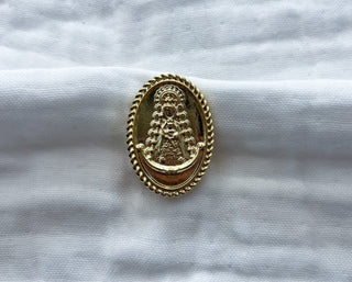 Broche virgen del Rocío ovalado