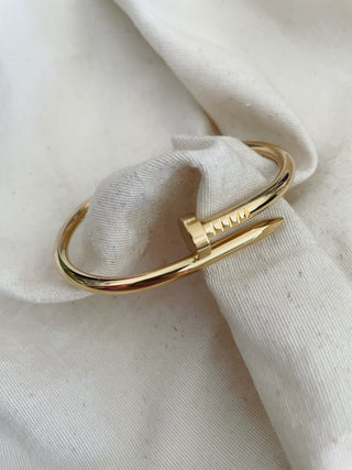 Pulsera tornillo