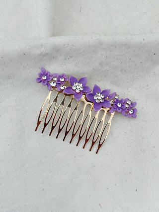 Peinecillo morado diamantitos