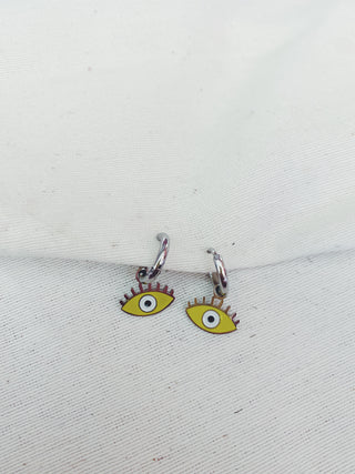 Ojos chiara amarillo plata