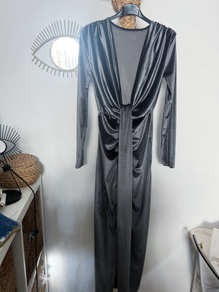 Vestido cascada terciopelo gris