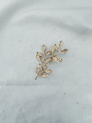 Broche Racimo hojita