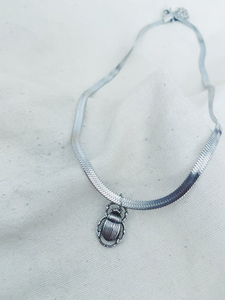 Cadena Beetle plata