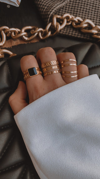 Anillo rayas margaritas