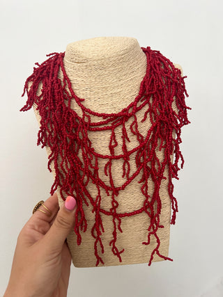 Collar arena rojo