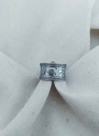 Anillo Tribu piedra plata