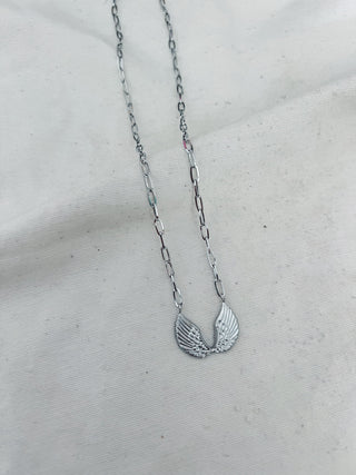 Cadena alas plata