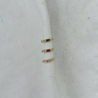 Ear cuff cadena y color