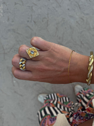 Anillo flor de loto
