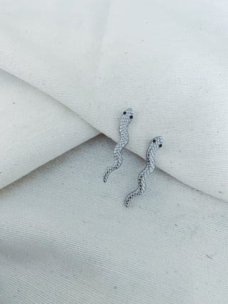 Pendientes serpiente plata cleo