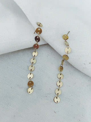 Pendientes cadena café oro