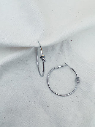 Pendientes aro nudo plata