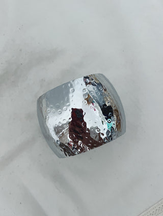 Brazalete rocoso plata