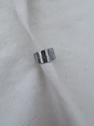 Anillo hierba plata