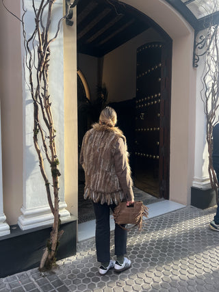 Chaleco Carlota camel